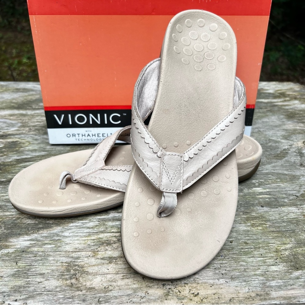 VIONIC Women’s Orthaheel Tide Tan Flip Flops Sandals Orthopedic Size 11